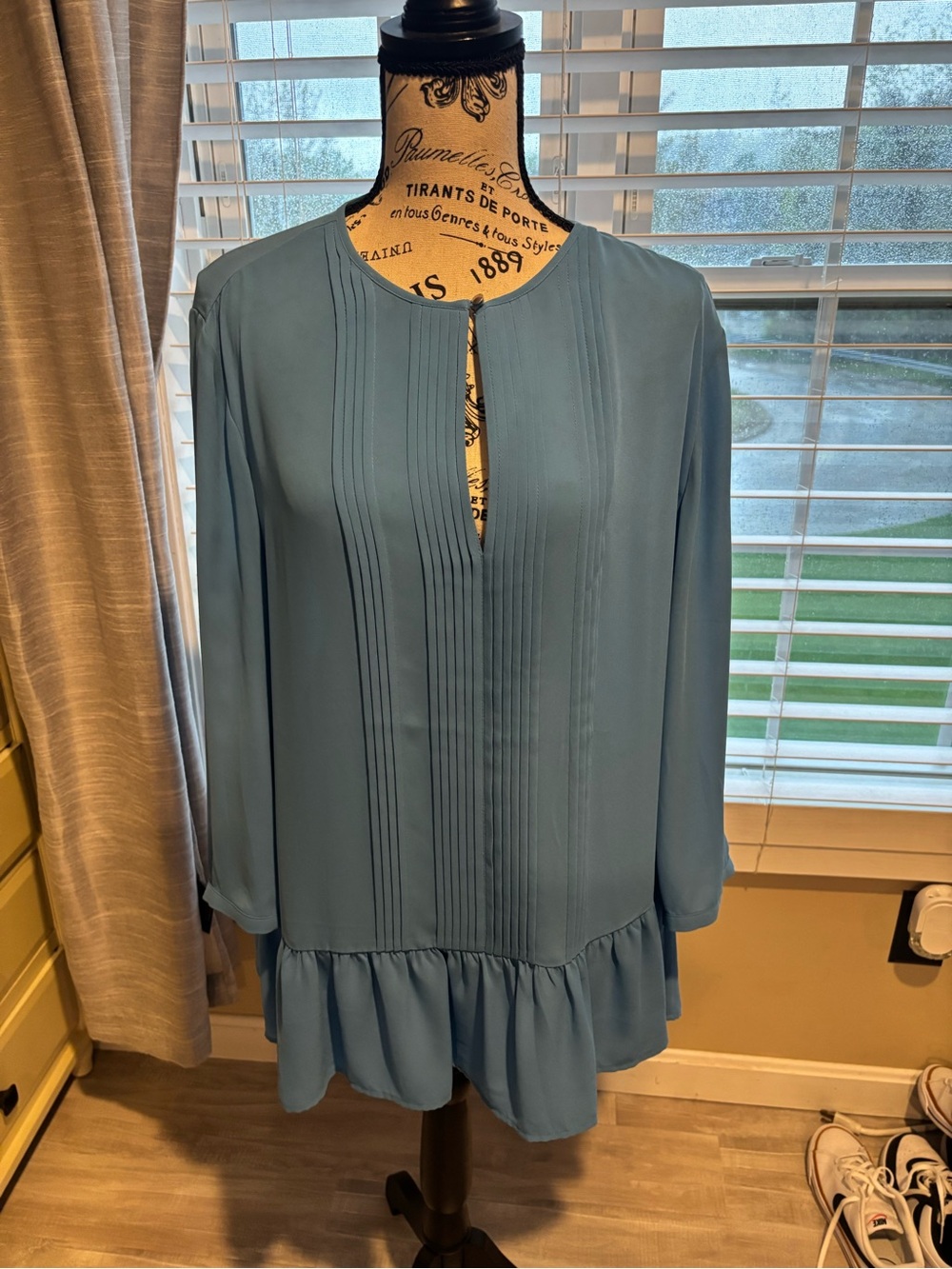 Banana Republic Sky Blue Pintuck Ruffle Hem Tunic